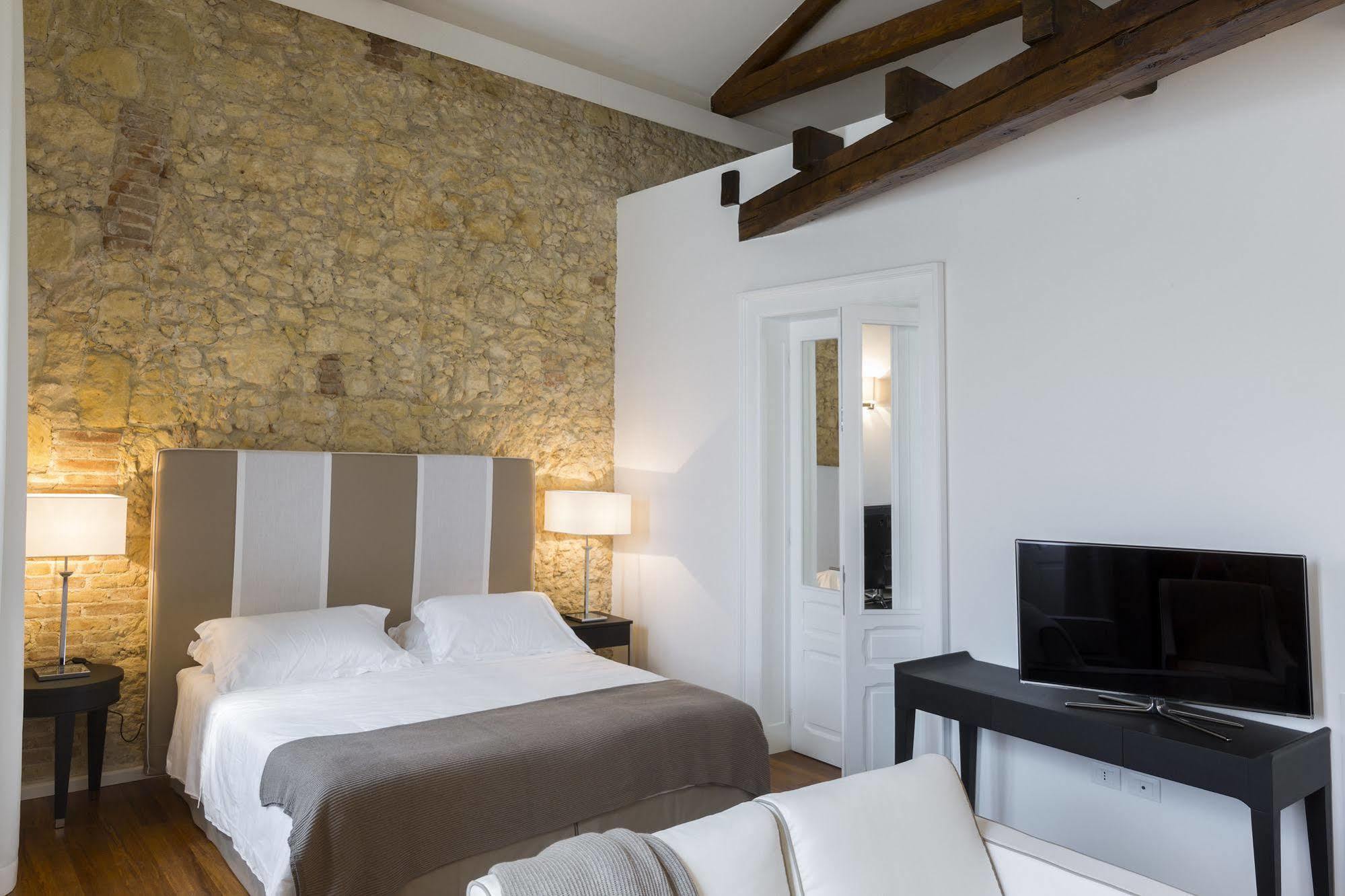 Fanny Hotel 4*